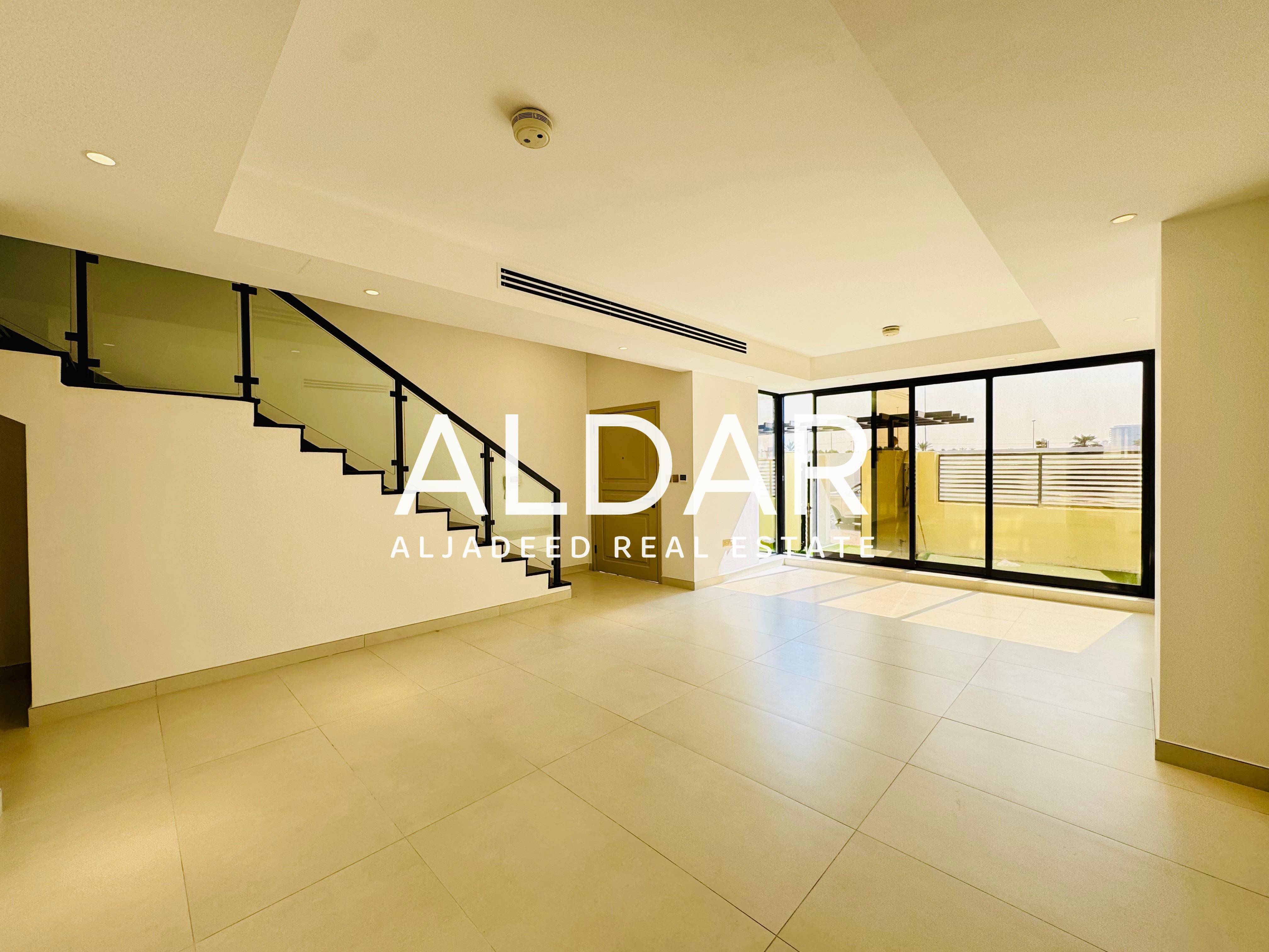 G+2 | Renovated | Vacant | Built In Elevator