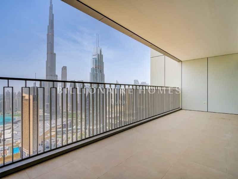 Fully upgraded | Unobstructed Views | Corner Layout
