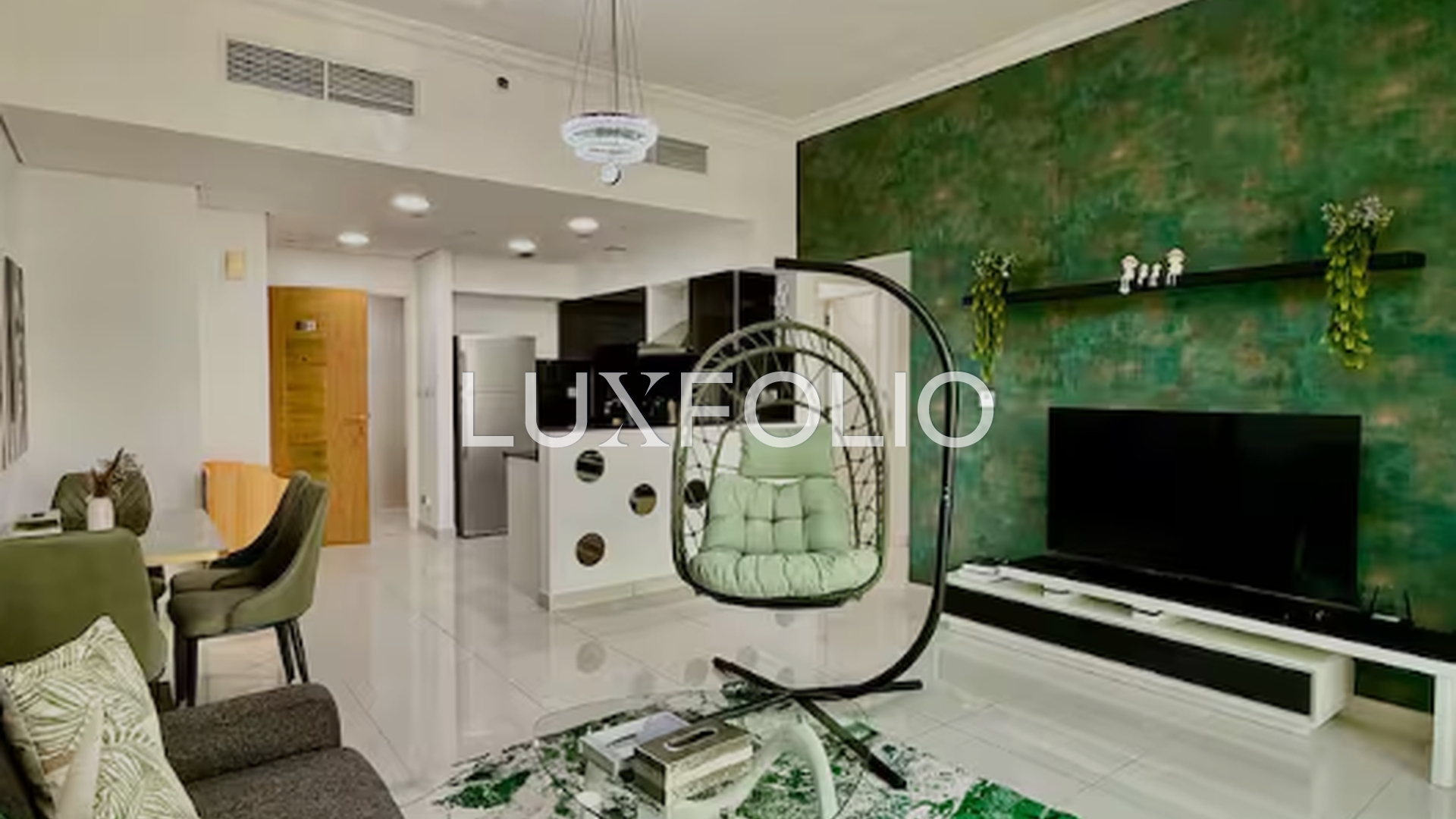 2 Parking | Renovated | Stable Views