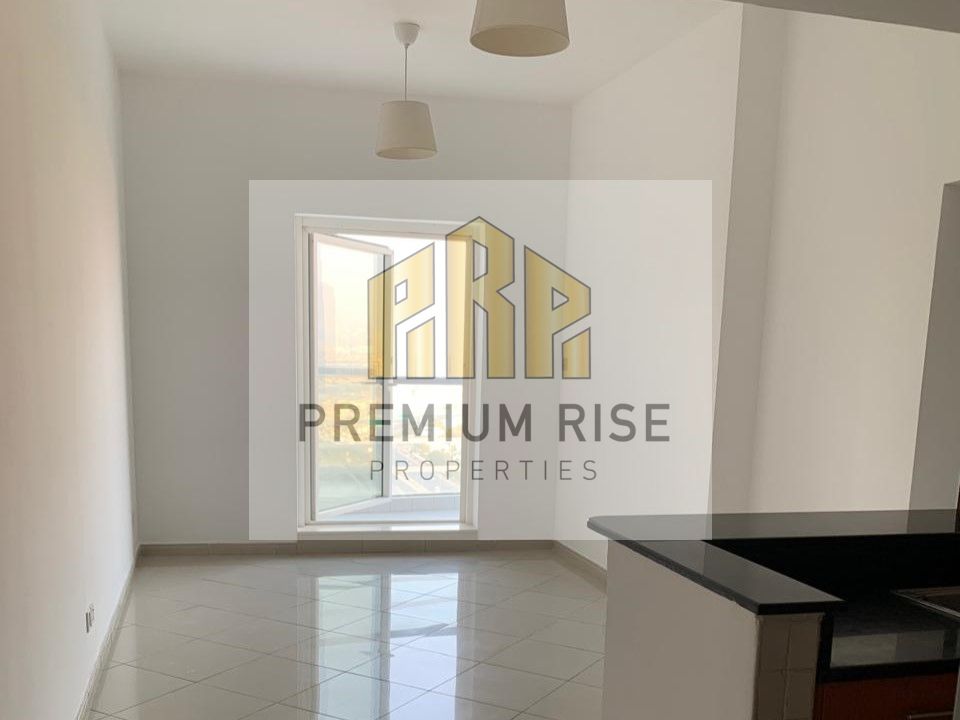 CHILLER FREE | UNFURNISHED | ONE BEDROOM