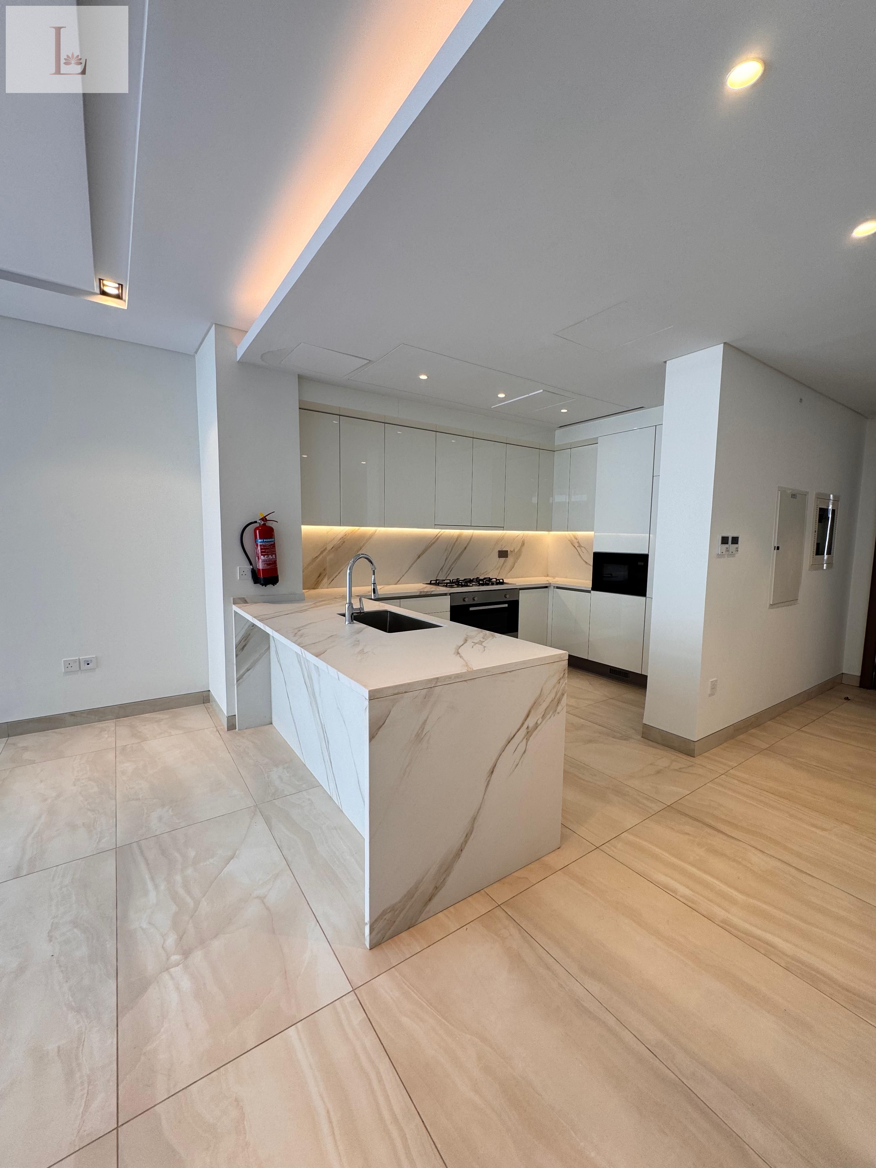 Ultra-Luxury Beachfront 4BHK Duplex | Pr...