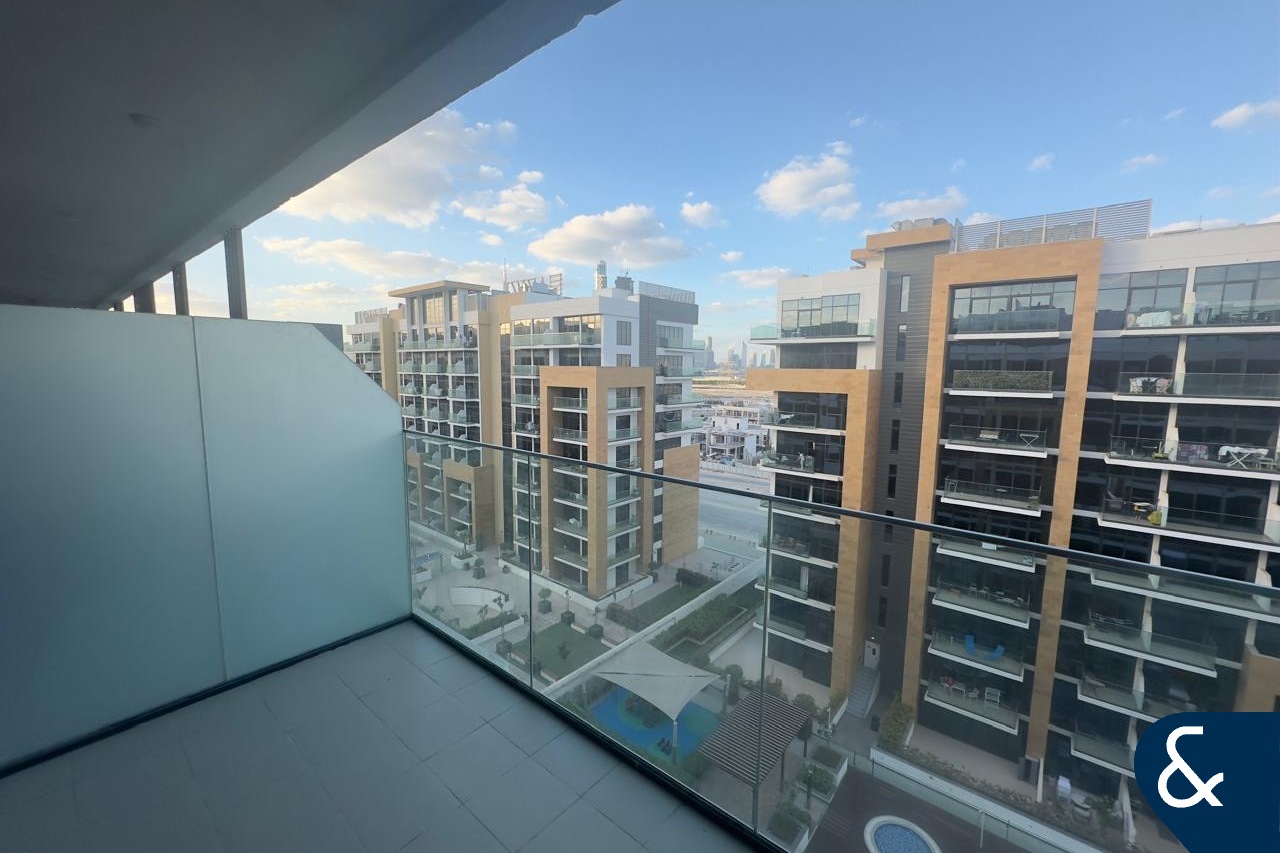 Vacant 15th Feb | Low Floor | Furnished