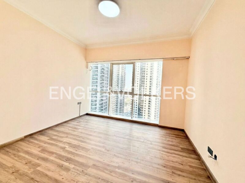 Upgraded | Vacant | Unfurnished