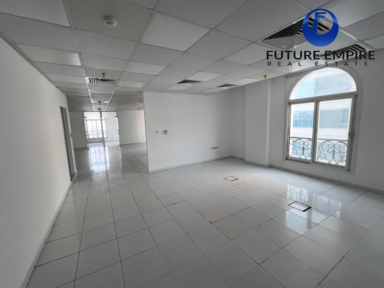Prime Location| Fully Fitted Office| Chiller Free