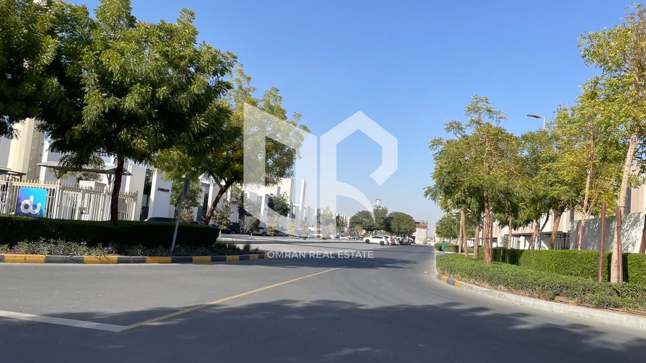 Two-bedroom townhouse ready for immediate occupancy - excellent location - freehold ownership