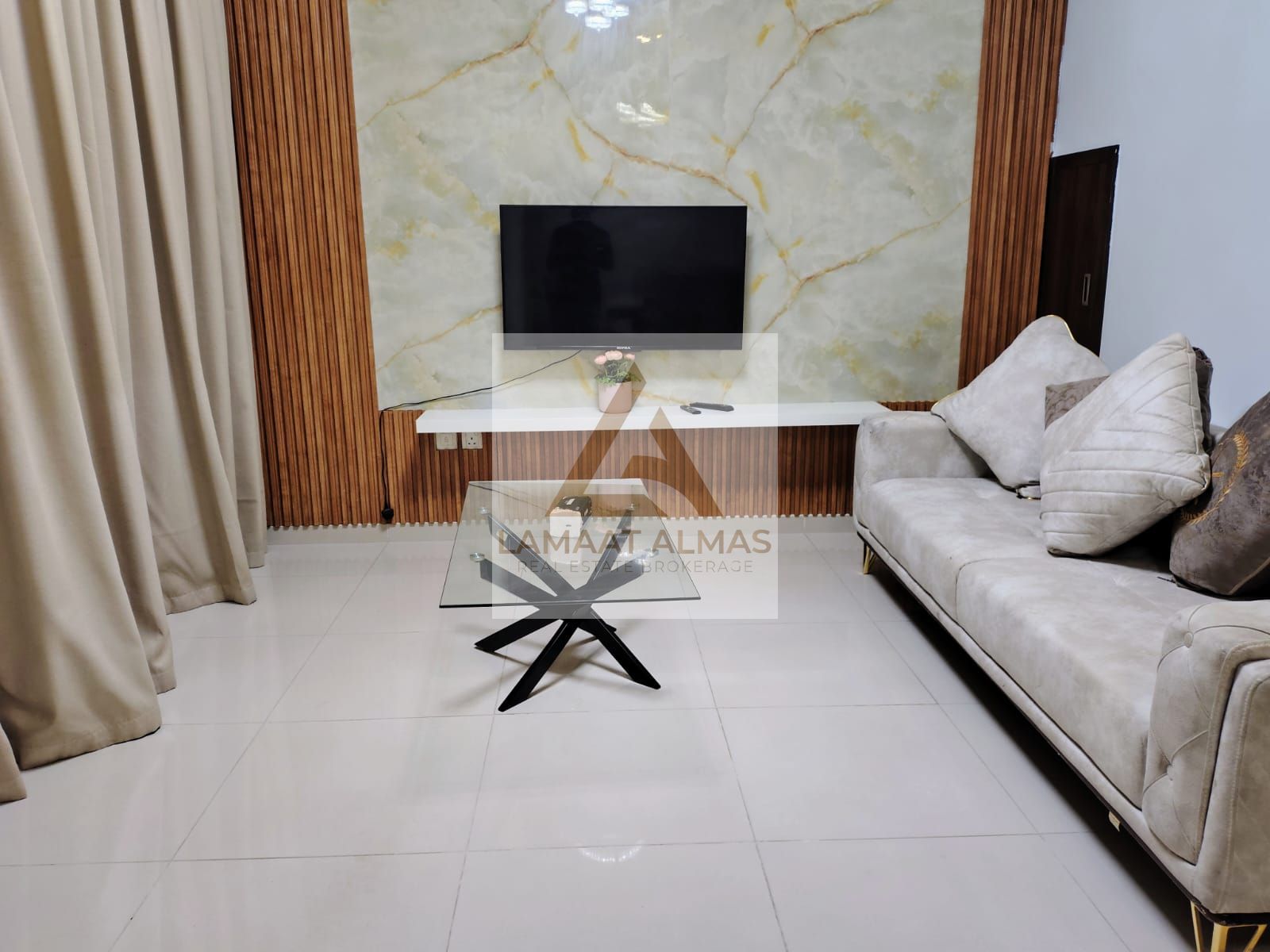 Modern Furnishing | B2B I Move in Ready