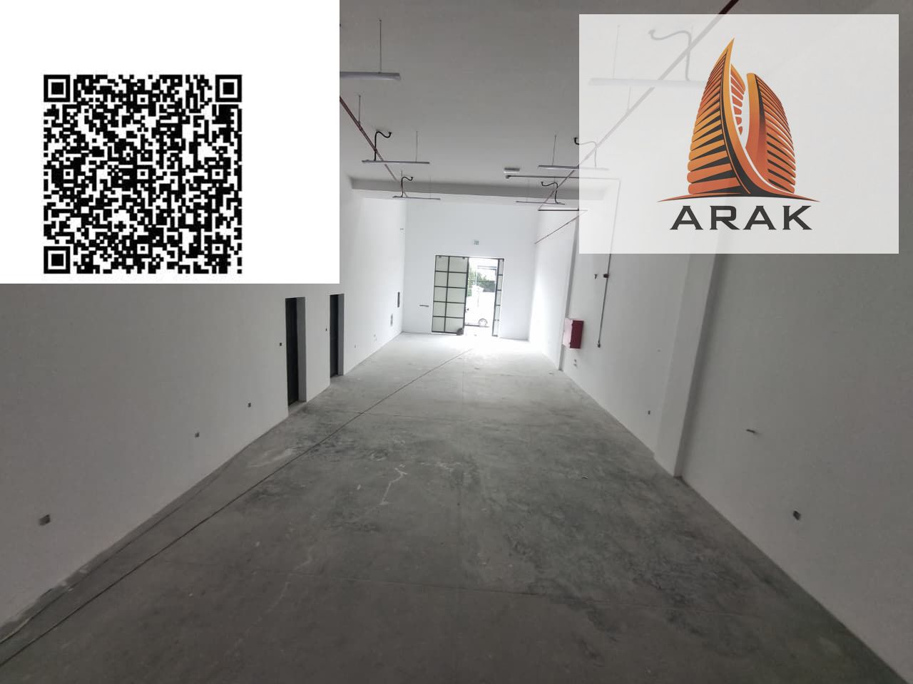 For rent: Brand new warehouse with a total area of 3,000 sq. ft. , located in a prime location on a double-sided road