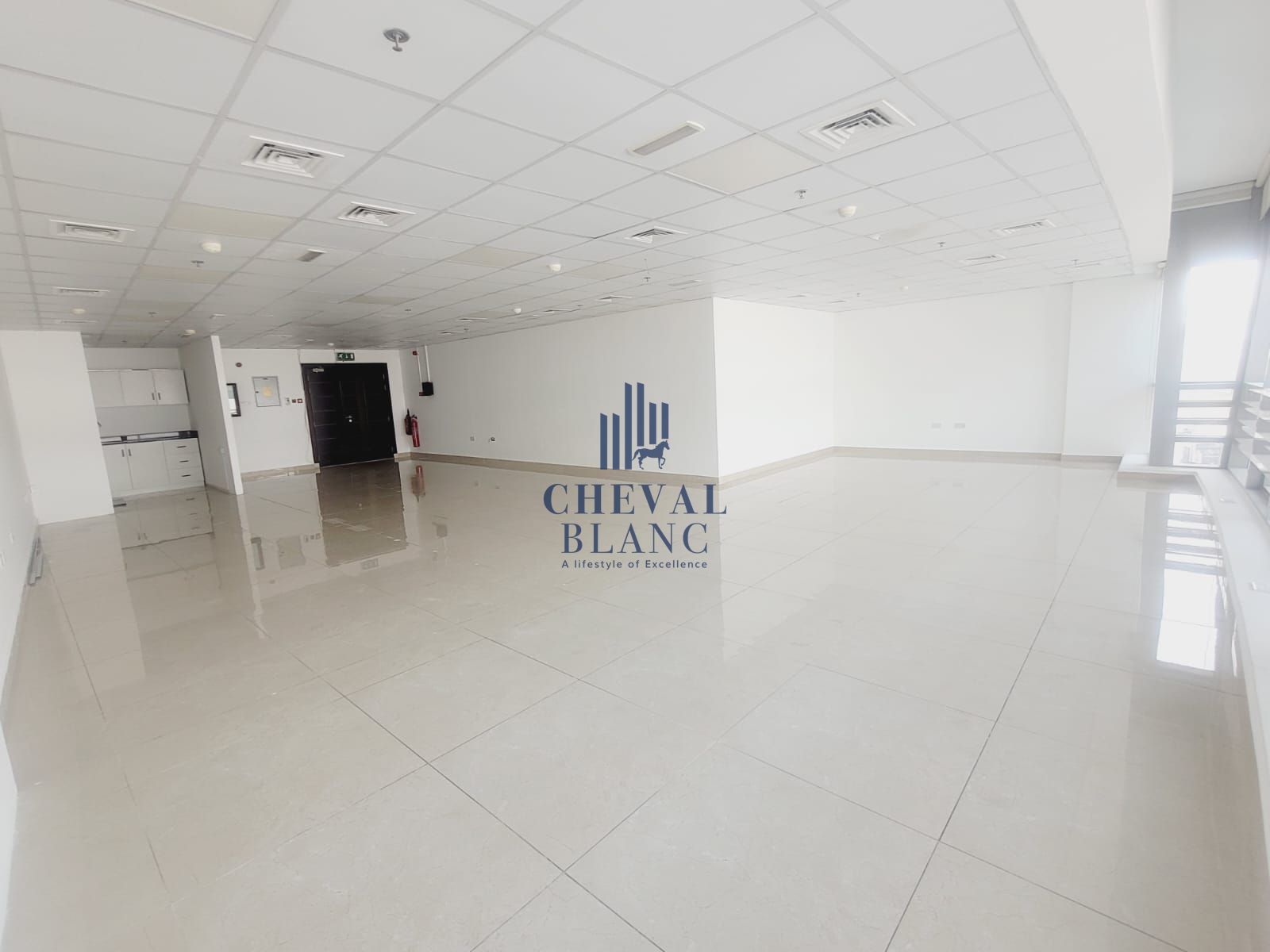 Spacious Office || Ready To Move In || SZR View