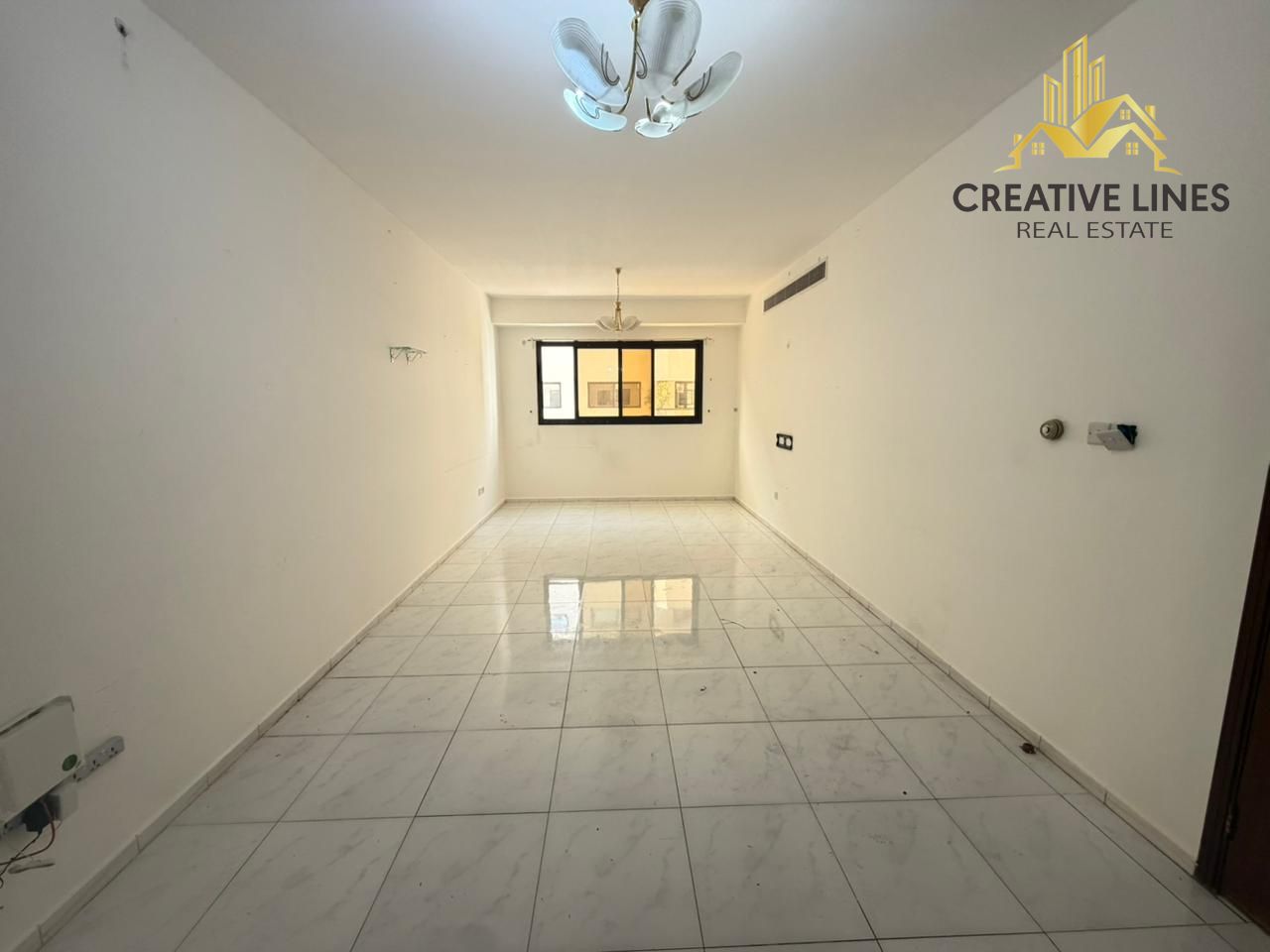 Very luxurious 2bhk apartment || only for family || with balcony,parking & Gym || Close to metro station