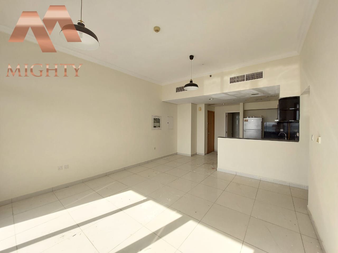 VACANT SOON | SPACIOUS | HIGH FLOOR