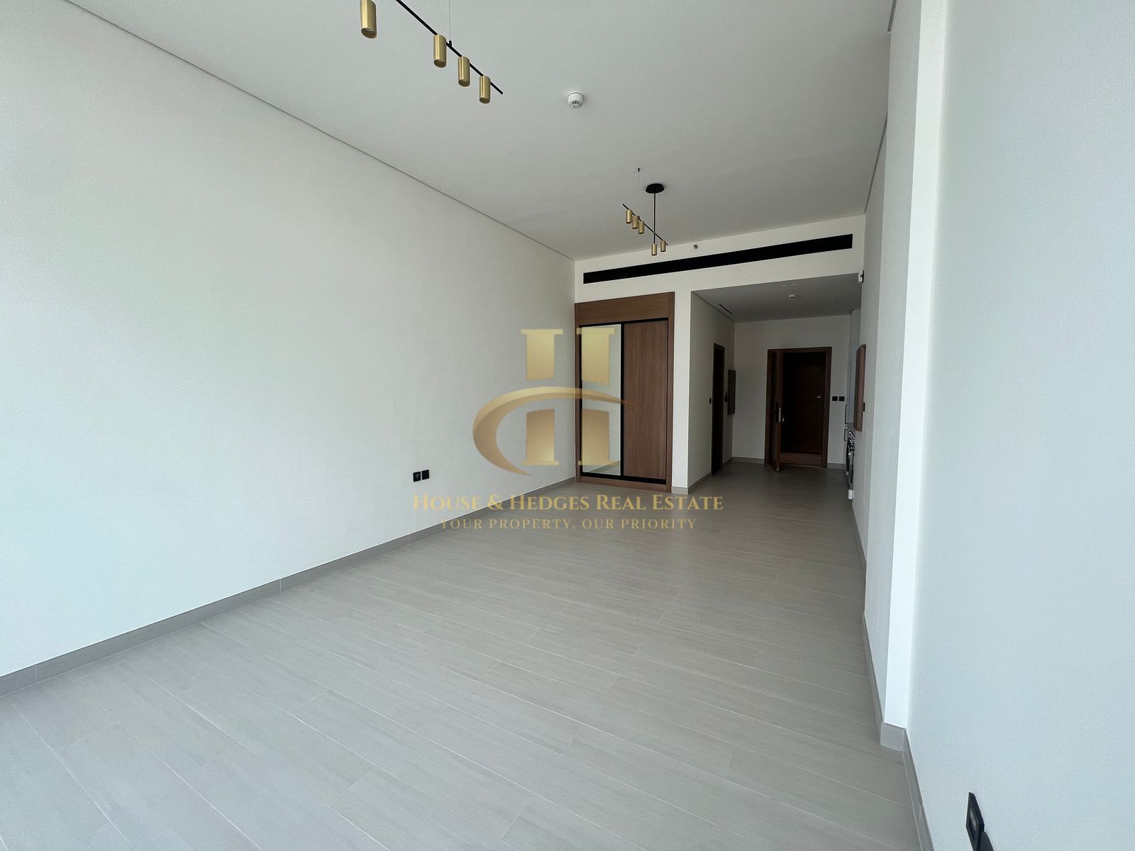 Spacious | Chiller Free | Call Now