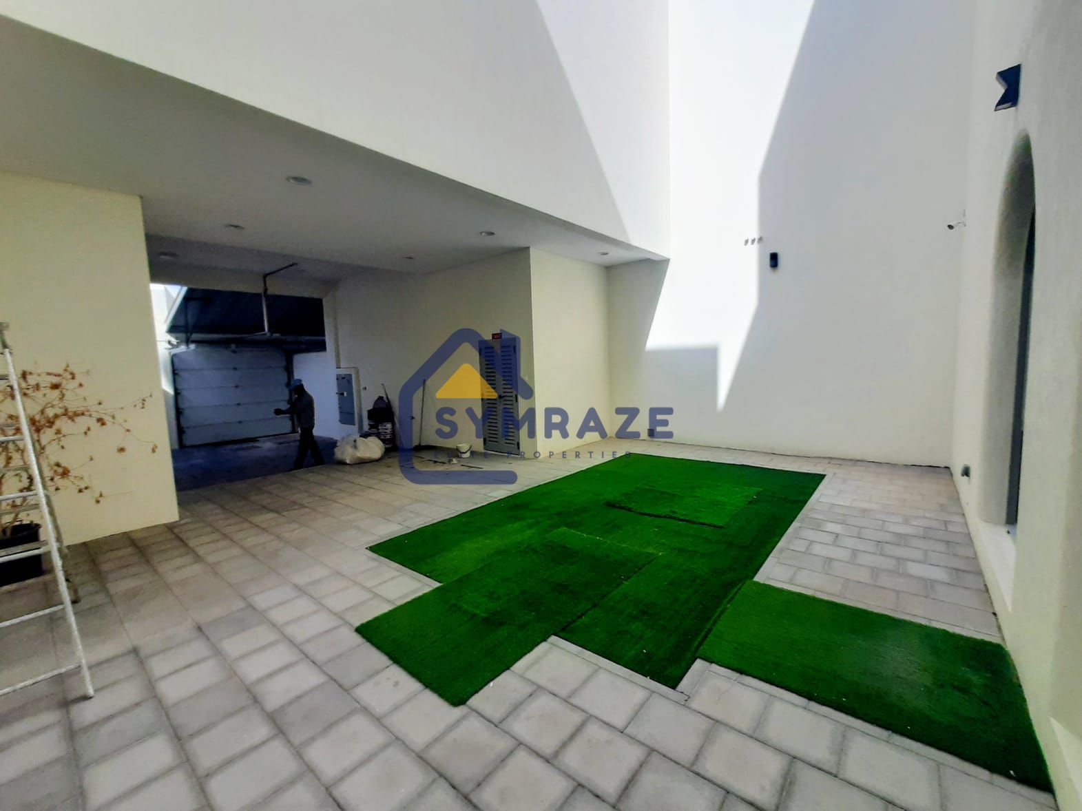 SPACIOUS 4BR + MAID ROOM VILLA | PRIME LOCATION | PRIVATE GARDEN | BIG SIZE