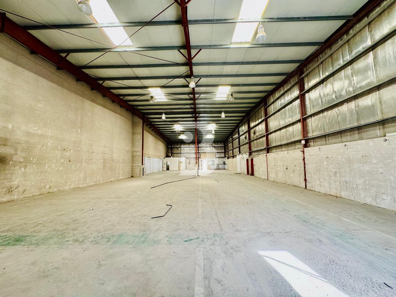 RETAIL WAREHOUSE CONCEPT | PRIME LOCATION
