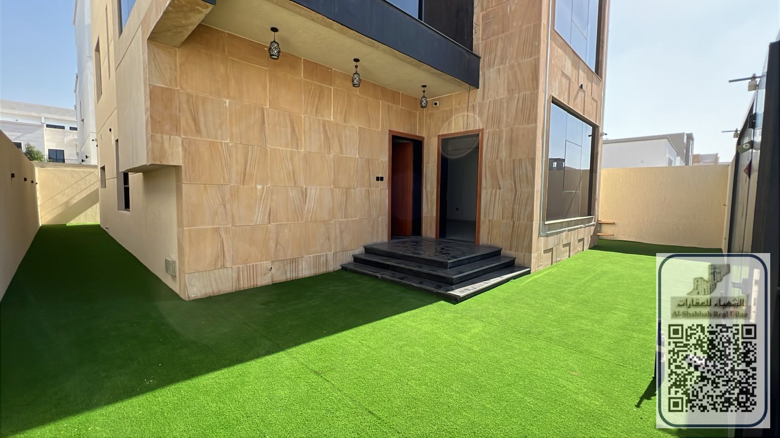 Villa for sale, first occupancy, Al Zahia area, 5 master bedrooms, price negotiable