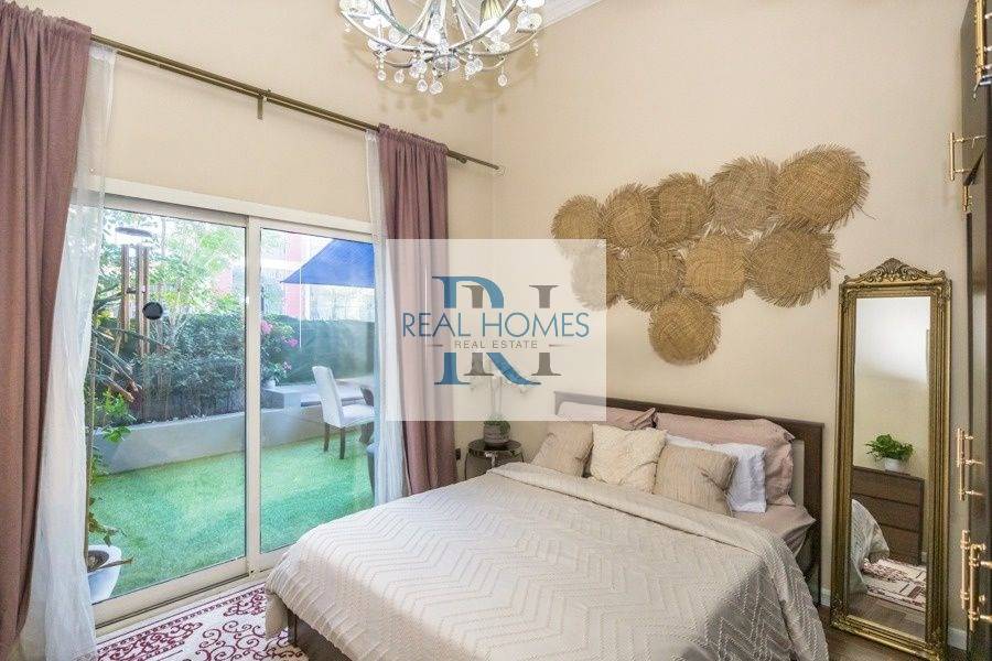 Hot Offer | Private Garden | 12 Cheques