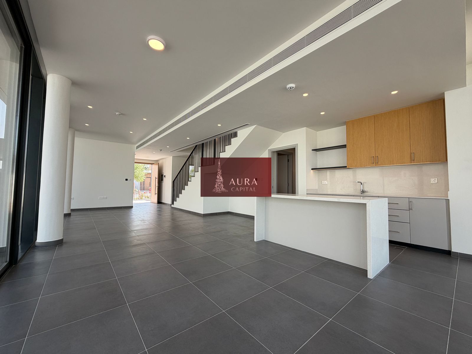Single Row | Rare Villa | Park View
