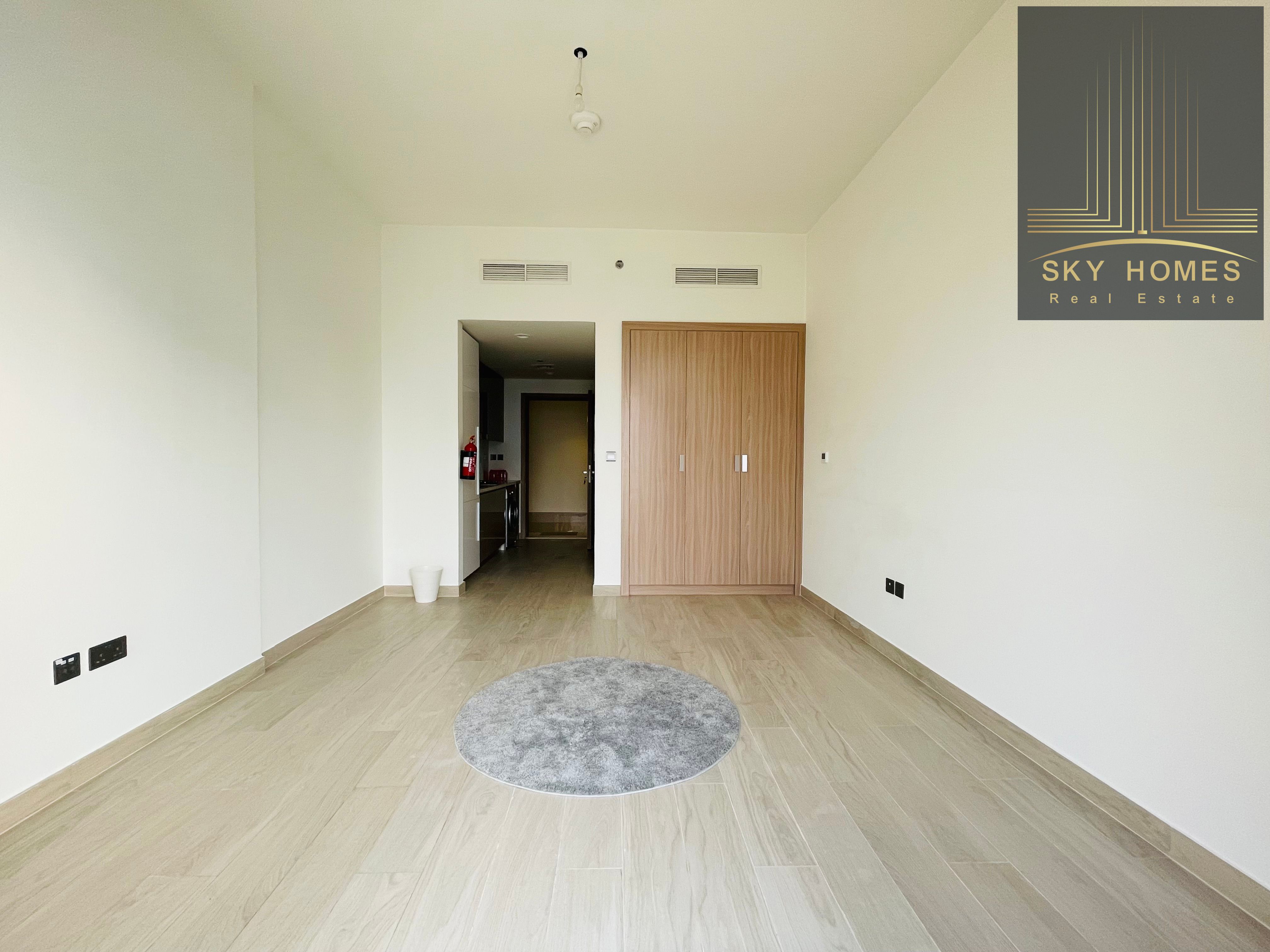 Chiller Free | BurJ Khalifa View | Spacious Studio Apartment Available For Rent In just 57K