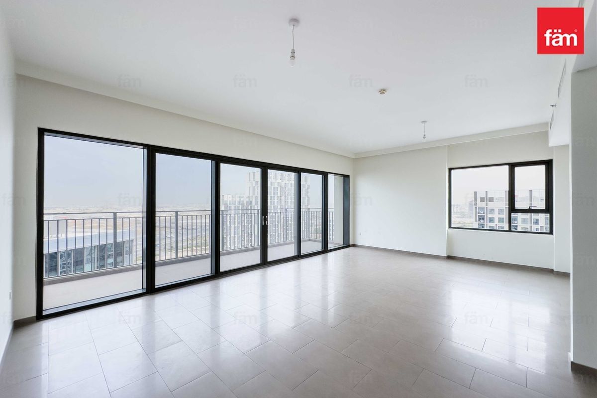 Spacious Layout | Mid to High Floor | Chiller Free
