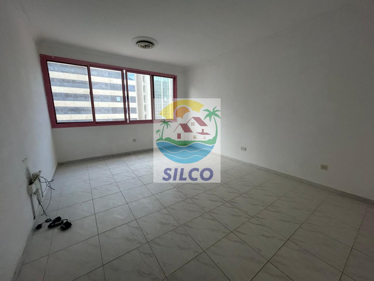 2BHK APARTMENT / CENTER OF CITY