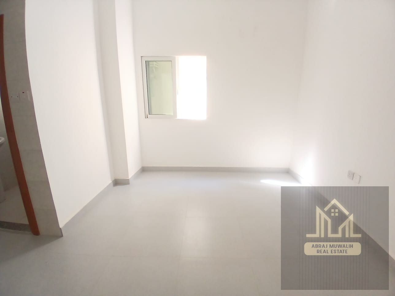 like brand new building specious apartment just 20k
