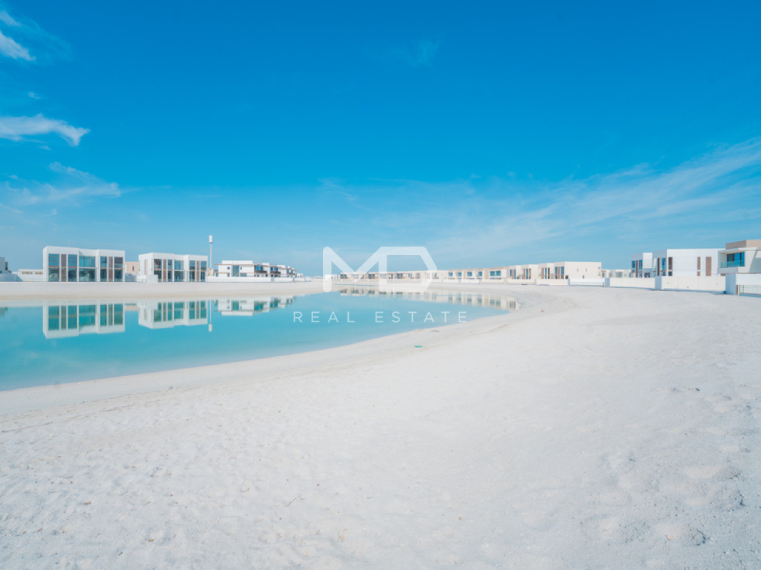 Single Row | Waterfront Villa | Private Beach