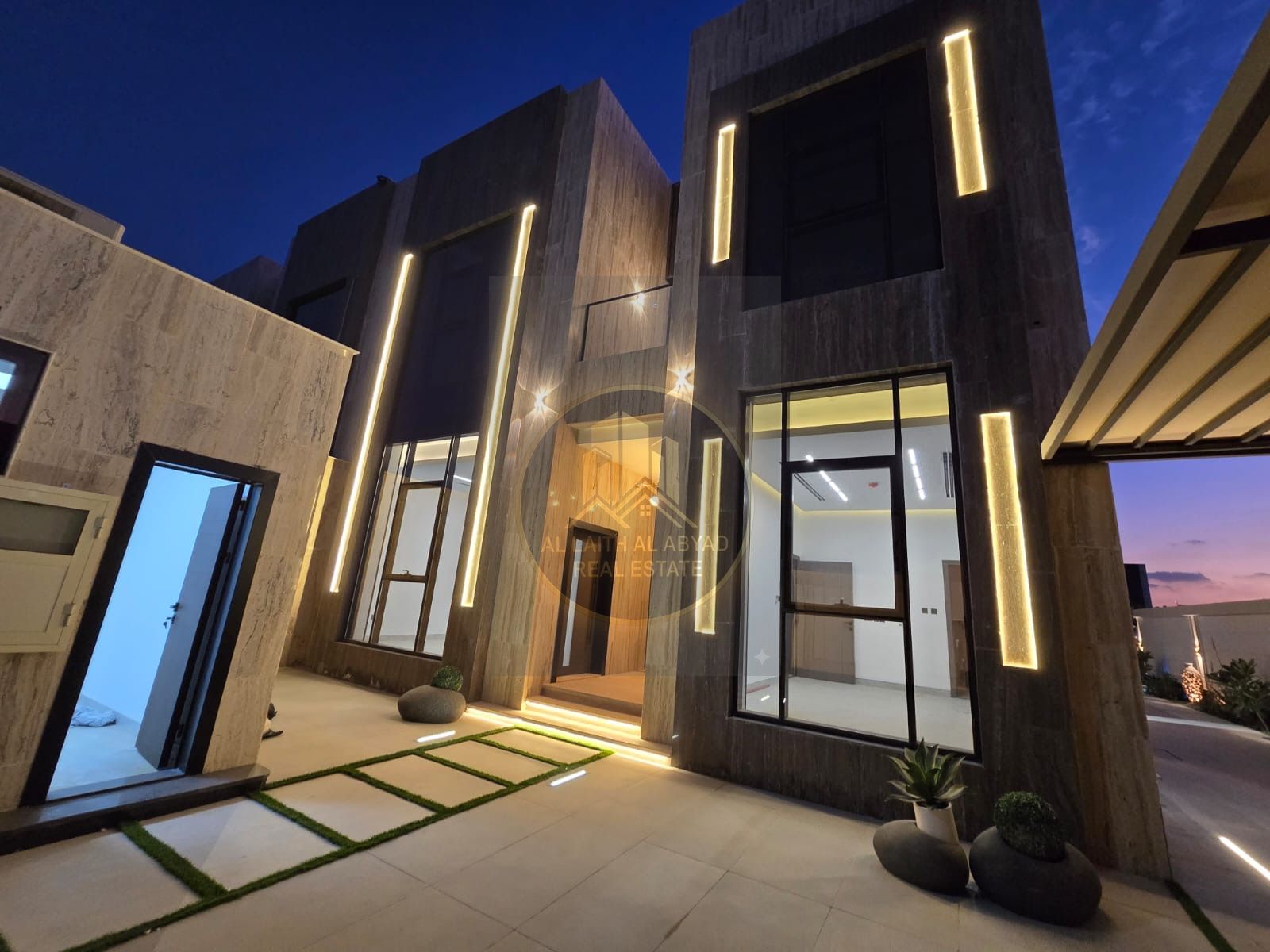 For sale modern villas in al hoshi area