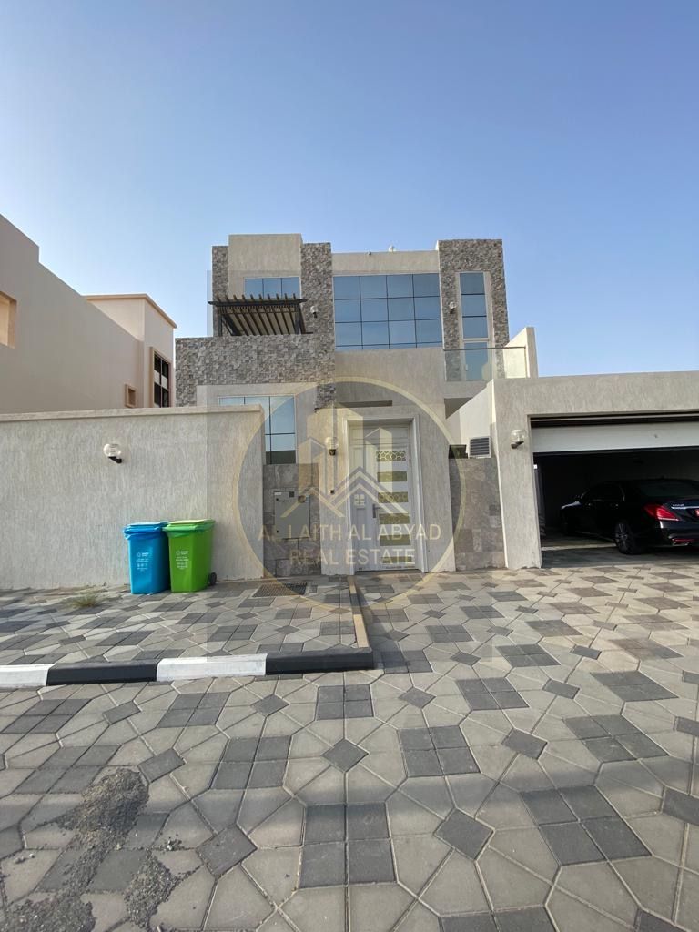 For rent in Sharjah, Tilal area, strategic location