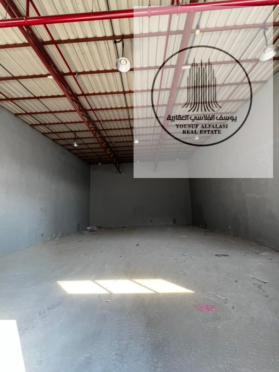 Warehouse for rent at an excellent price, 2000 sq ft, 25 kW electricity, on a main street