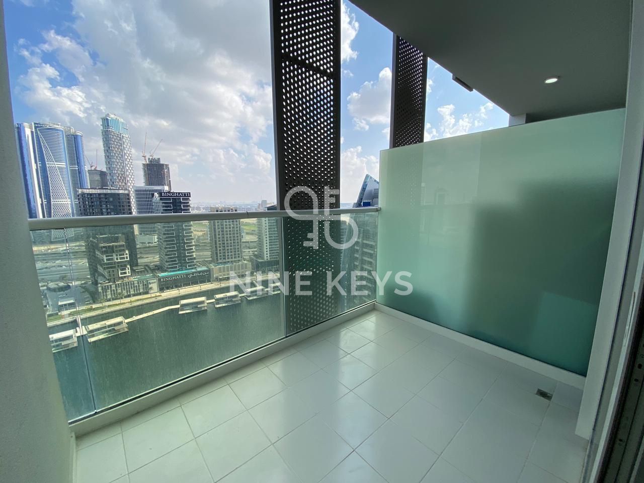 Elegant 1 Bedroom | Stunning Views | Reva