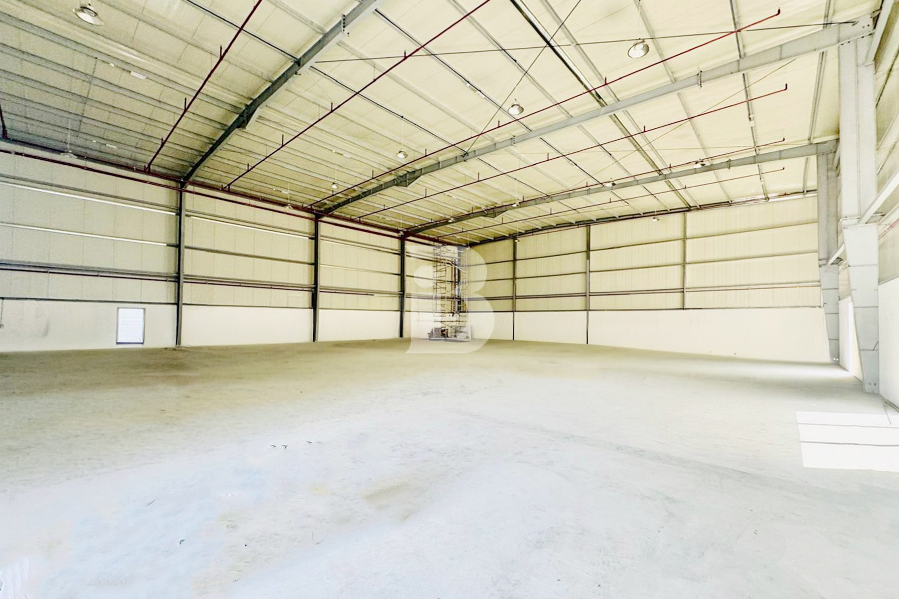 Road Facing Unit | 10 MTR Height | Brand New |