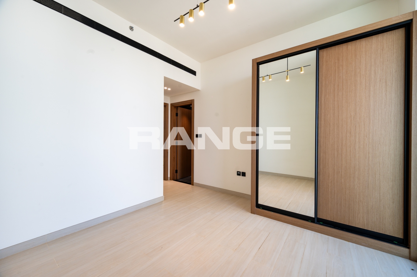 Well Maintained | High Floor | Community View