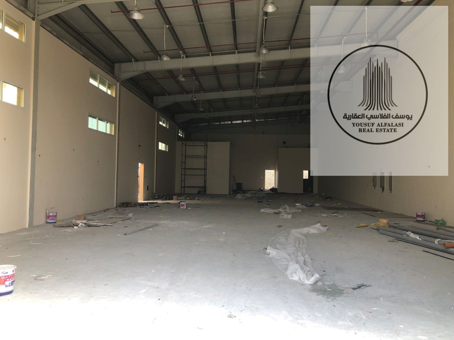 Warehouse for rent at an excellent price, 7000 sq ft, 100 kW electricity, on a main street