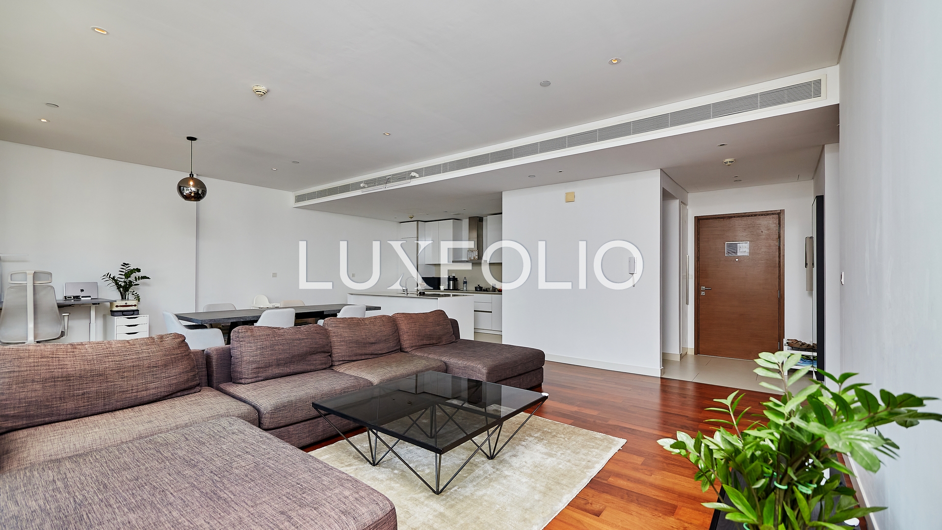 Spacious Layout | Modern | Fully Furnished