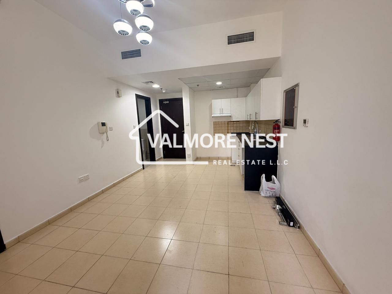 Spacious unit I With spacious balcony I Best pick