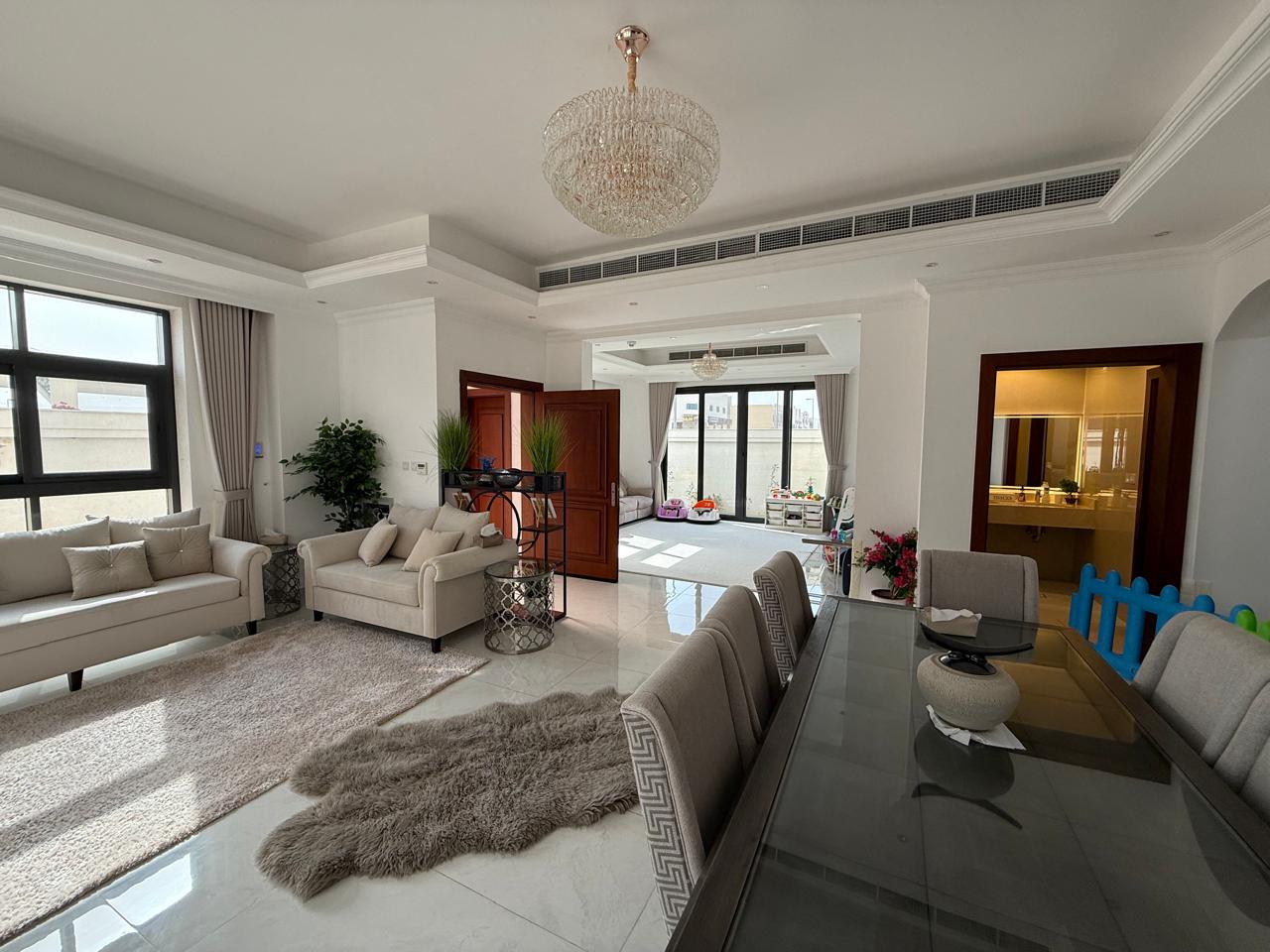 Al Hoshi | Dubai Border | Serviced Area