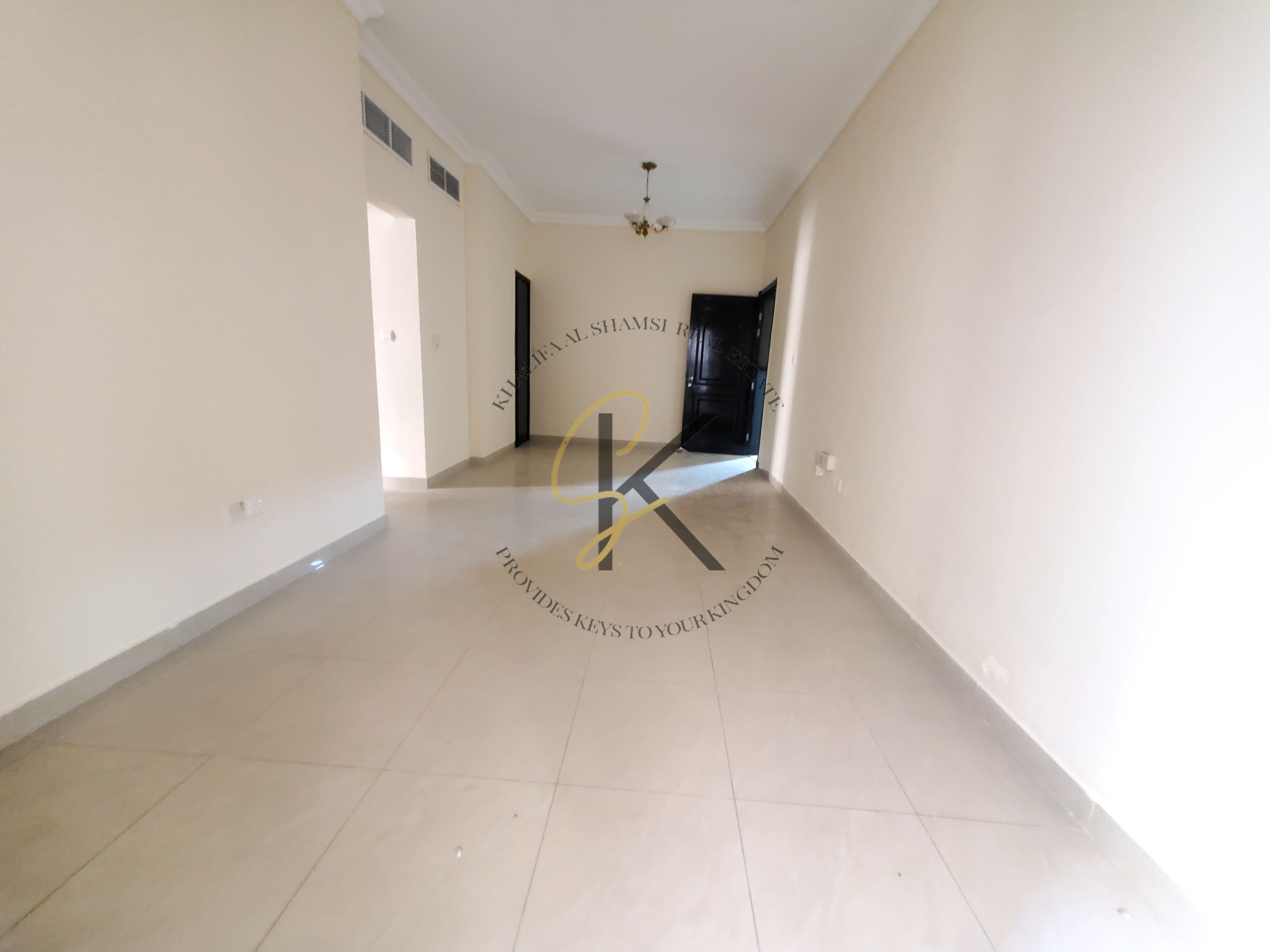 Ready To Move 2Bhk With balcony ,Wardrobes School Area