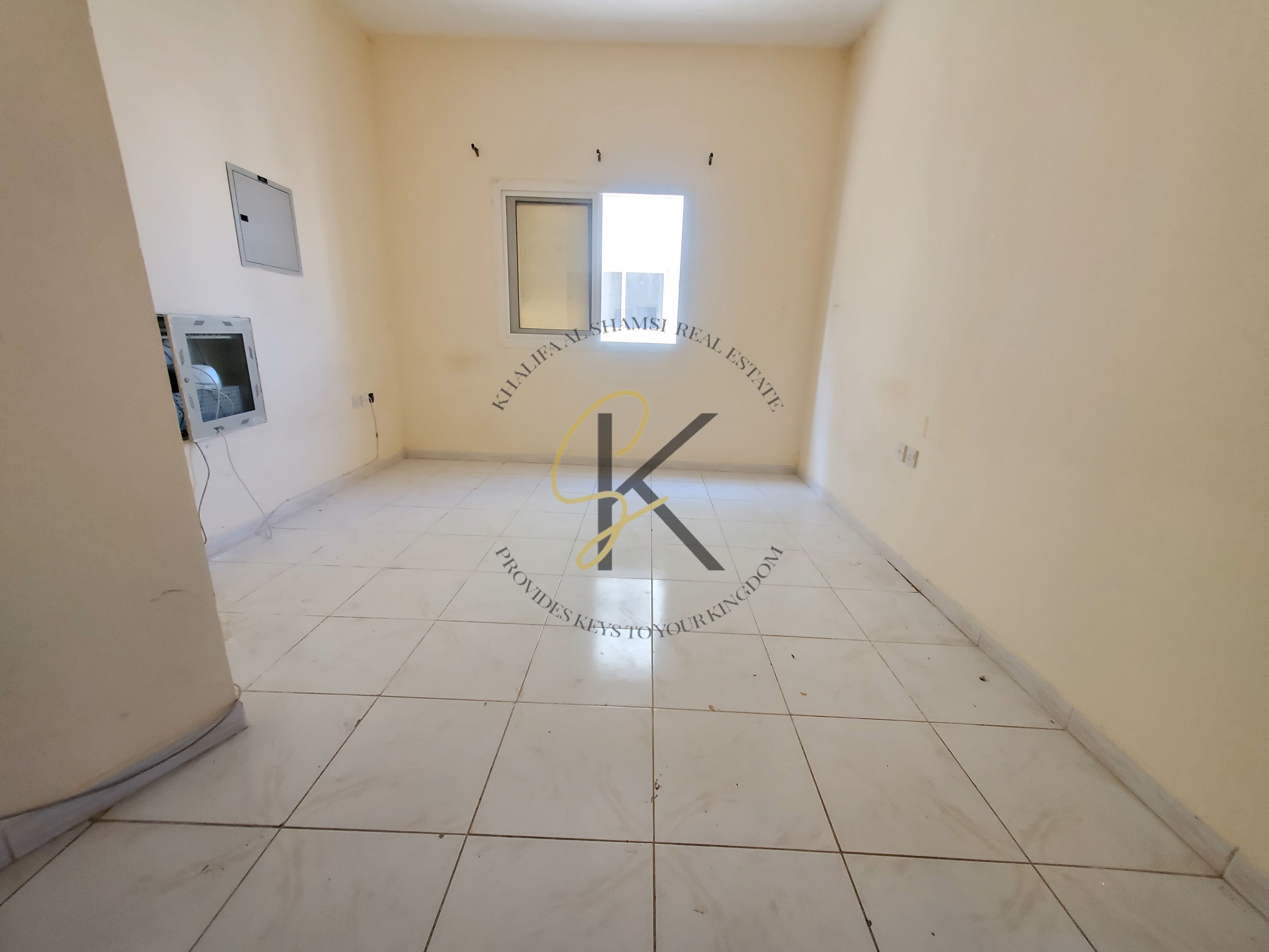 Deal Of The Day||Spacious 1Bhk||With Centralised Ac & gas||