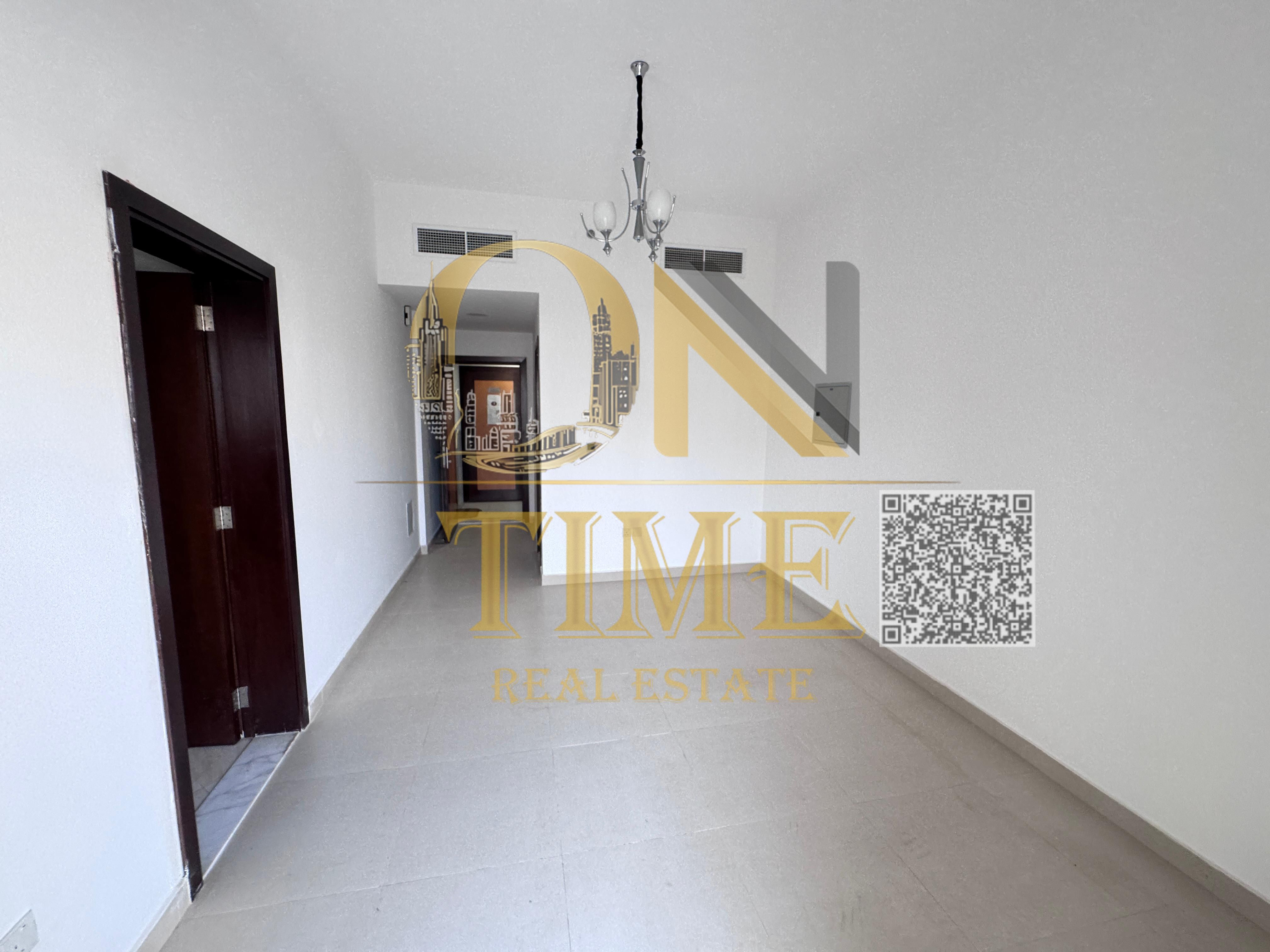 Easy access to transportation and main roads/Open view/Strategic location close to all services/Spacious spaces and practical and comfortable design