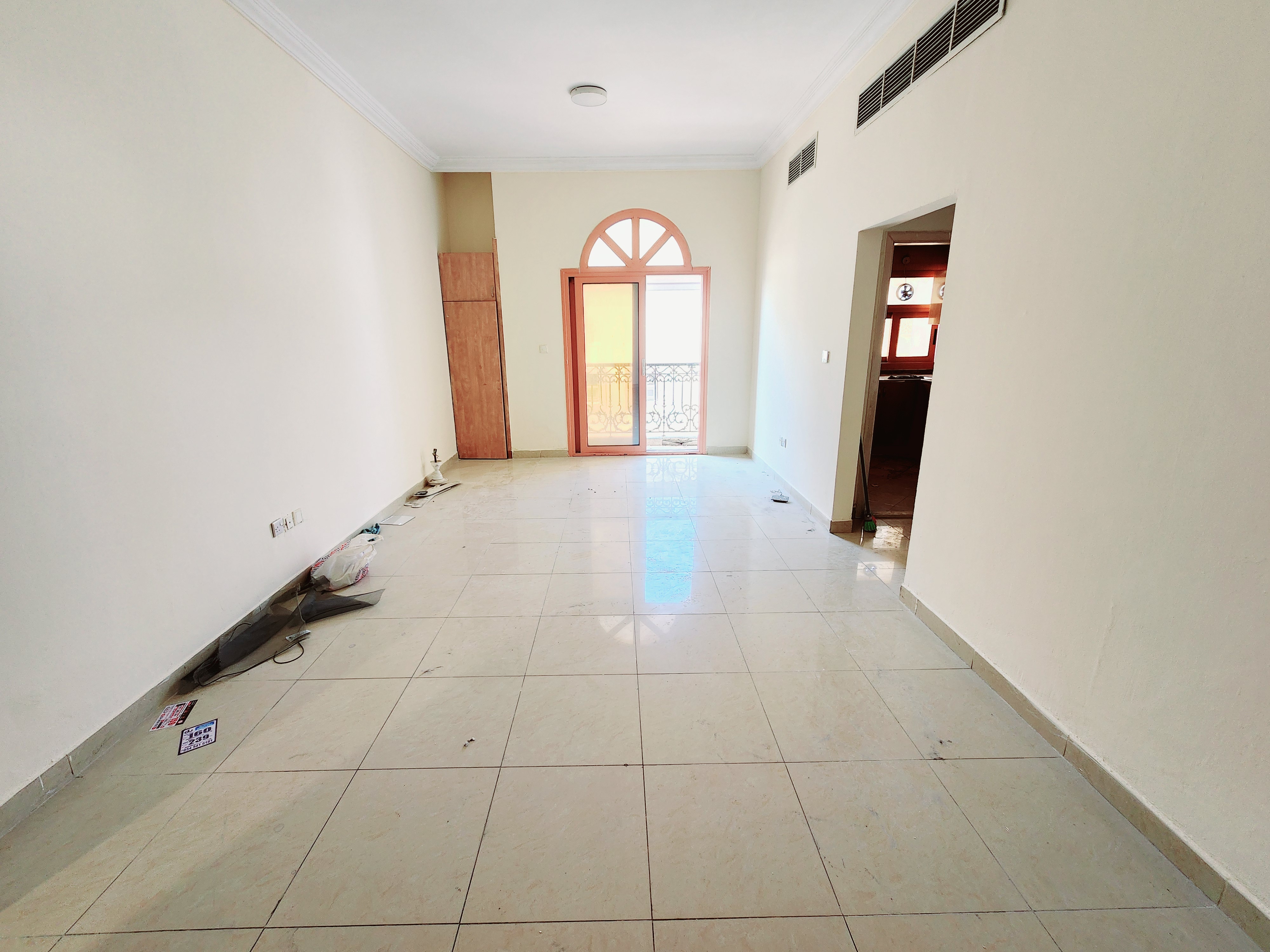 Luxury 2BHK 2 wasroom with balcony only 40k