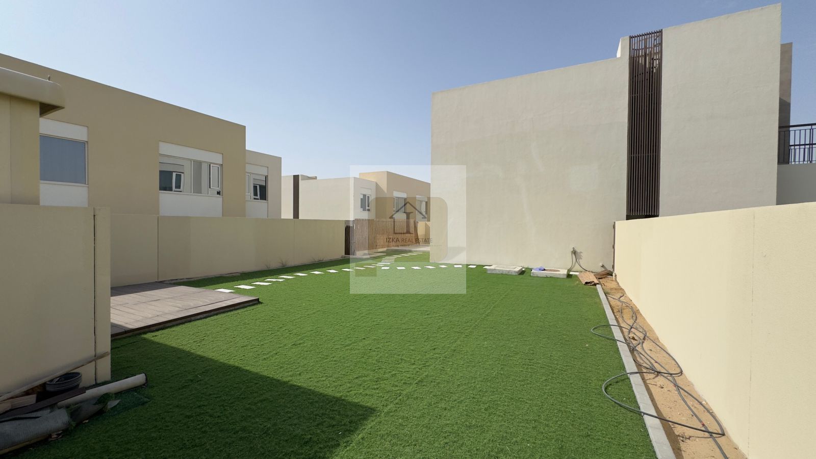 LANDSCAPED | WELL MAINTAINED | BIGGER LAYOUT