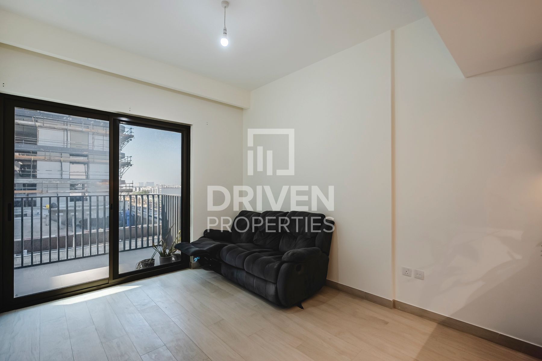 Brand New Apt | Ready to Move in | Chiller Free