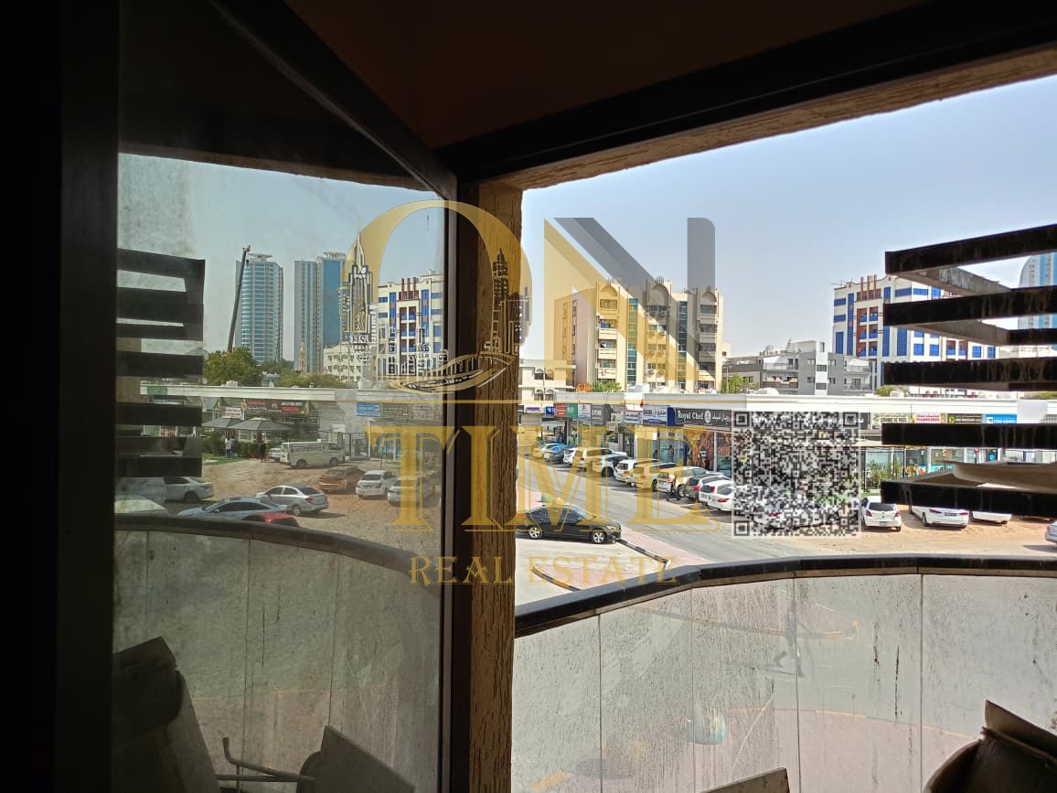 Excellent location / Close to the bus station / Area K