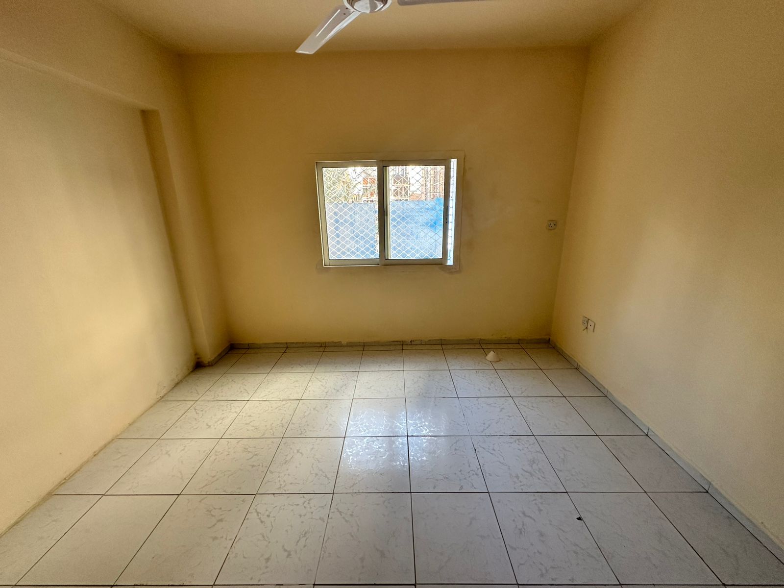 Sprite kitchen studio apartments available