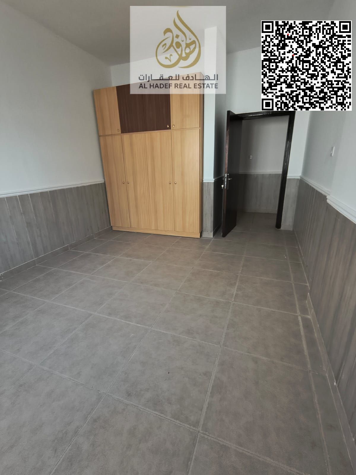 Largest room and living room with two bathrooms, a wardrobe, and a laundry room in the garden, at a special price of 31,000