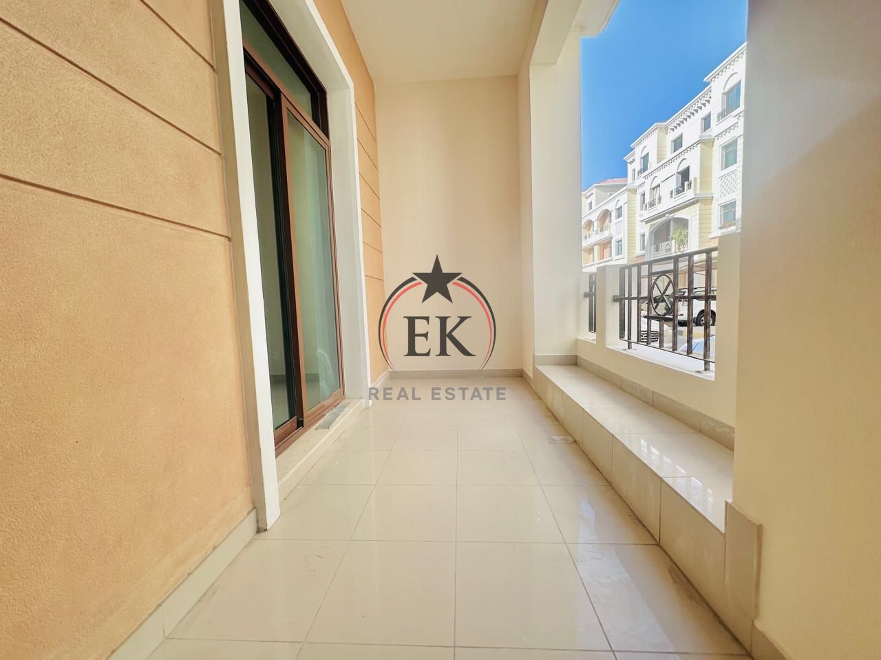 Near STMC || Balcony || 4Payments