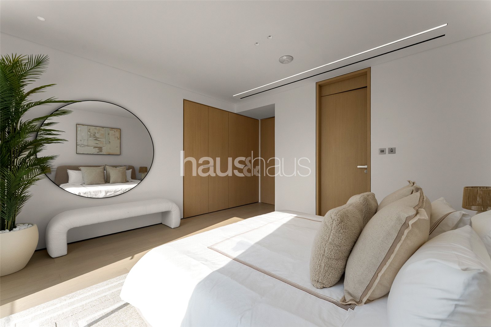 Newly Renovated 5 bedroom | Lake View