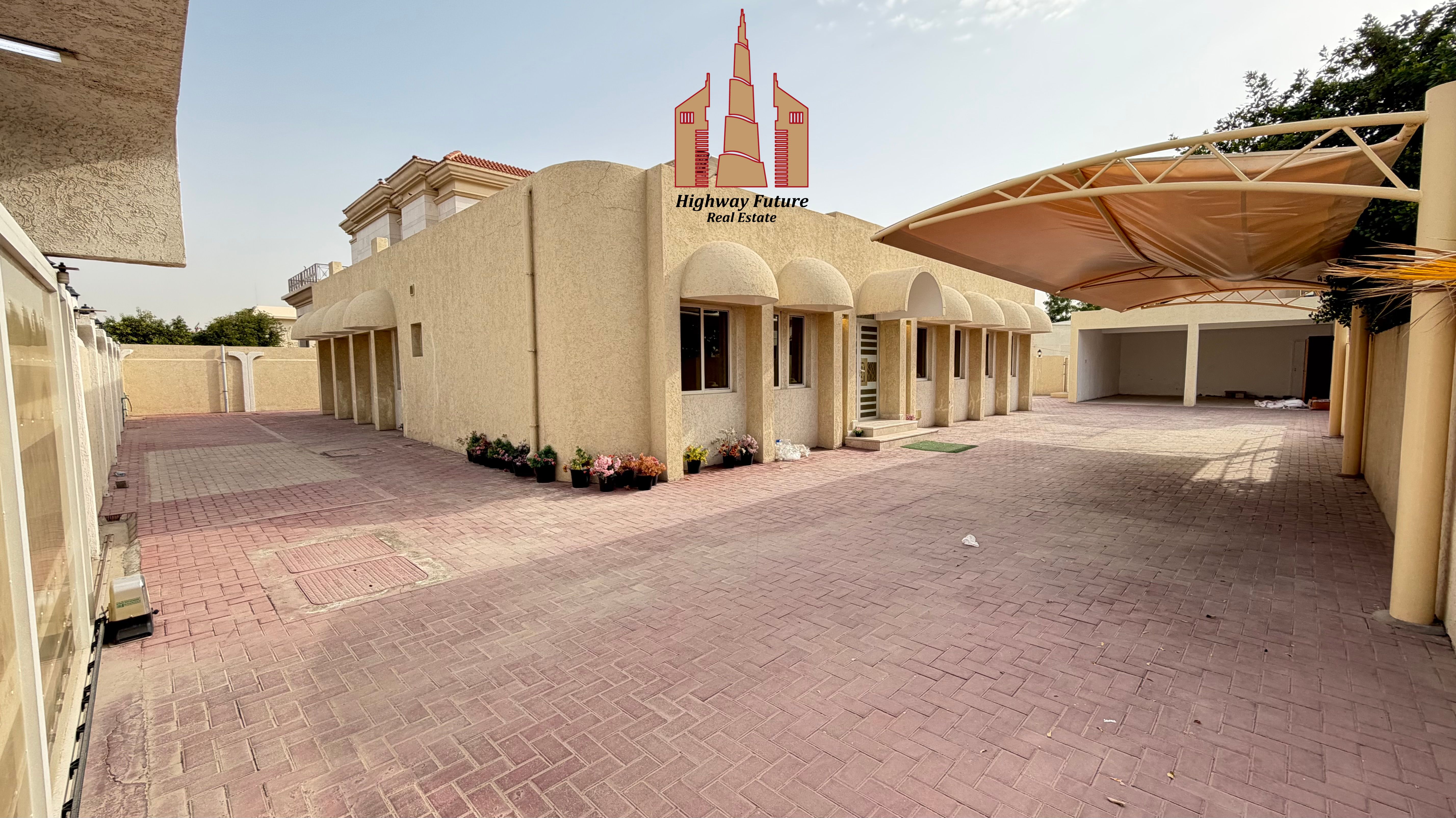 Luxury 5BR Villa With Maidroom For Rent in Ghubaiba