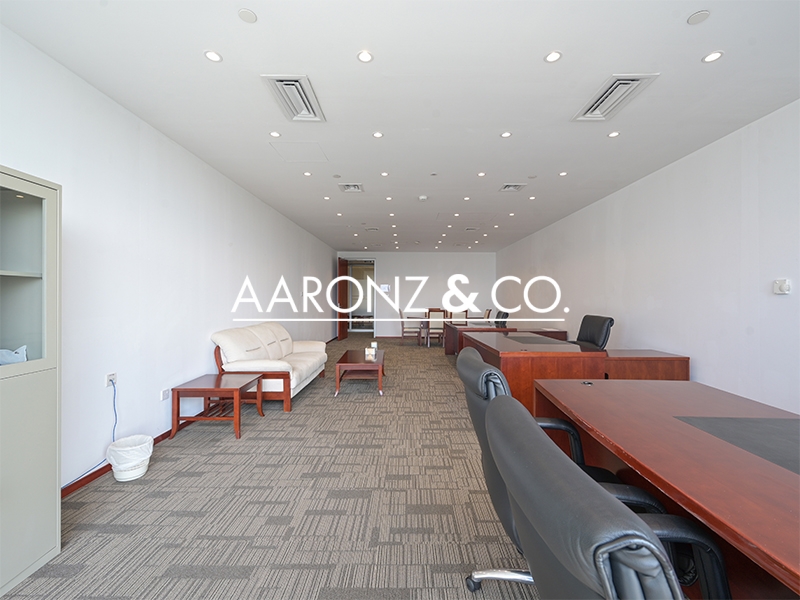 Bright Office | Golf Course View | Grade A