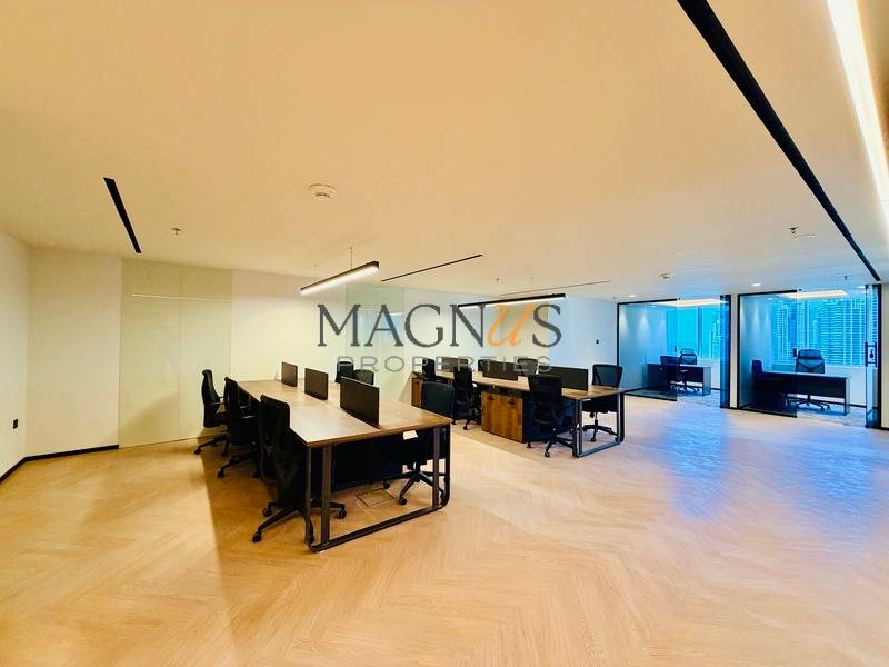 BRAND NEW LAVISH OFFICE | WITH GLASS PARTITIONS