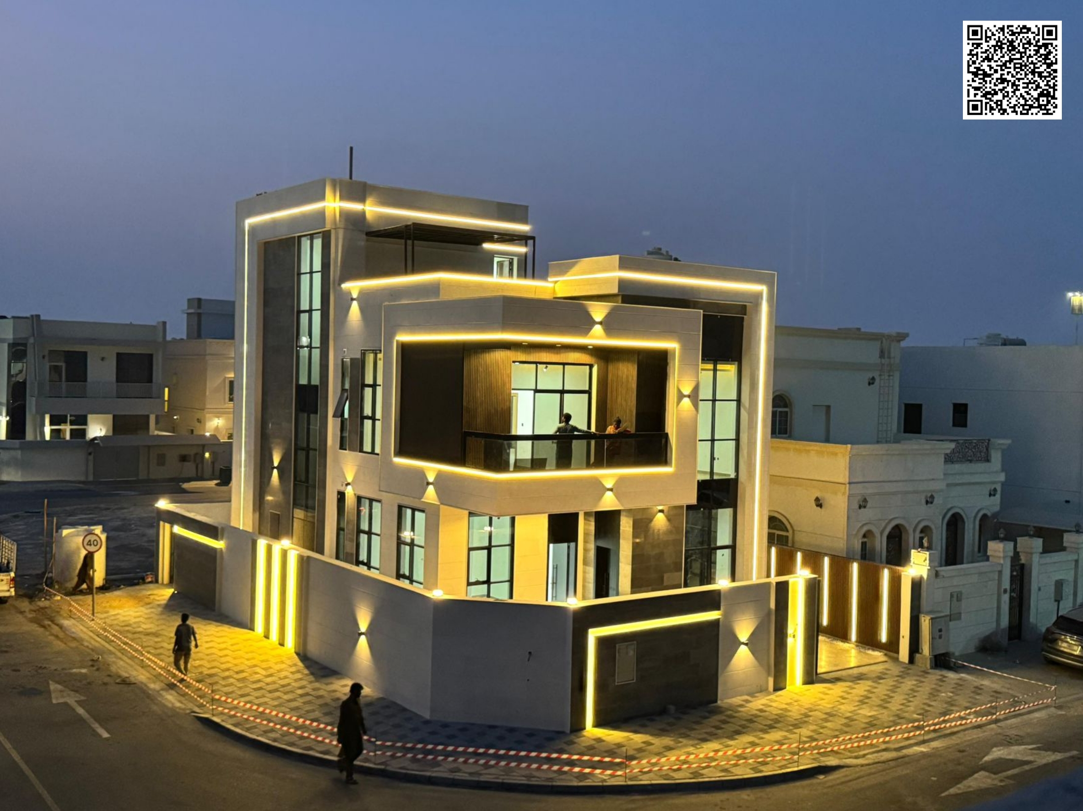 Villa for sale with a pool and rooftop in Ajman at a bargain price, excellent location, freehold ownership for life for all nationalities, with the po